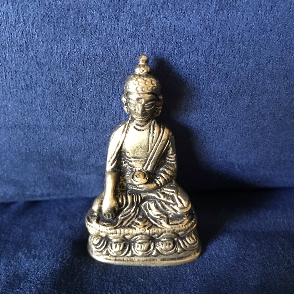 Handcrafted Brass Buddha Figurine from Nepal – Small Meditation Statue